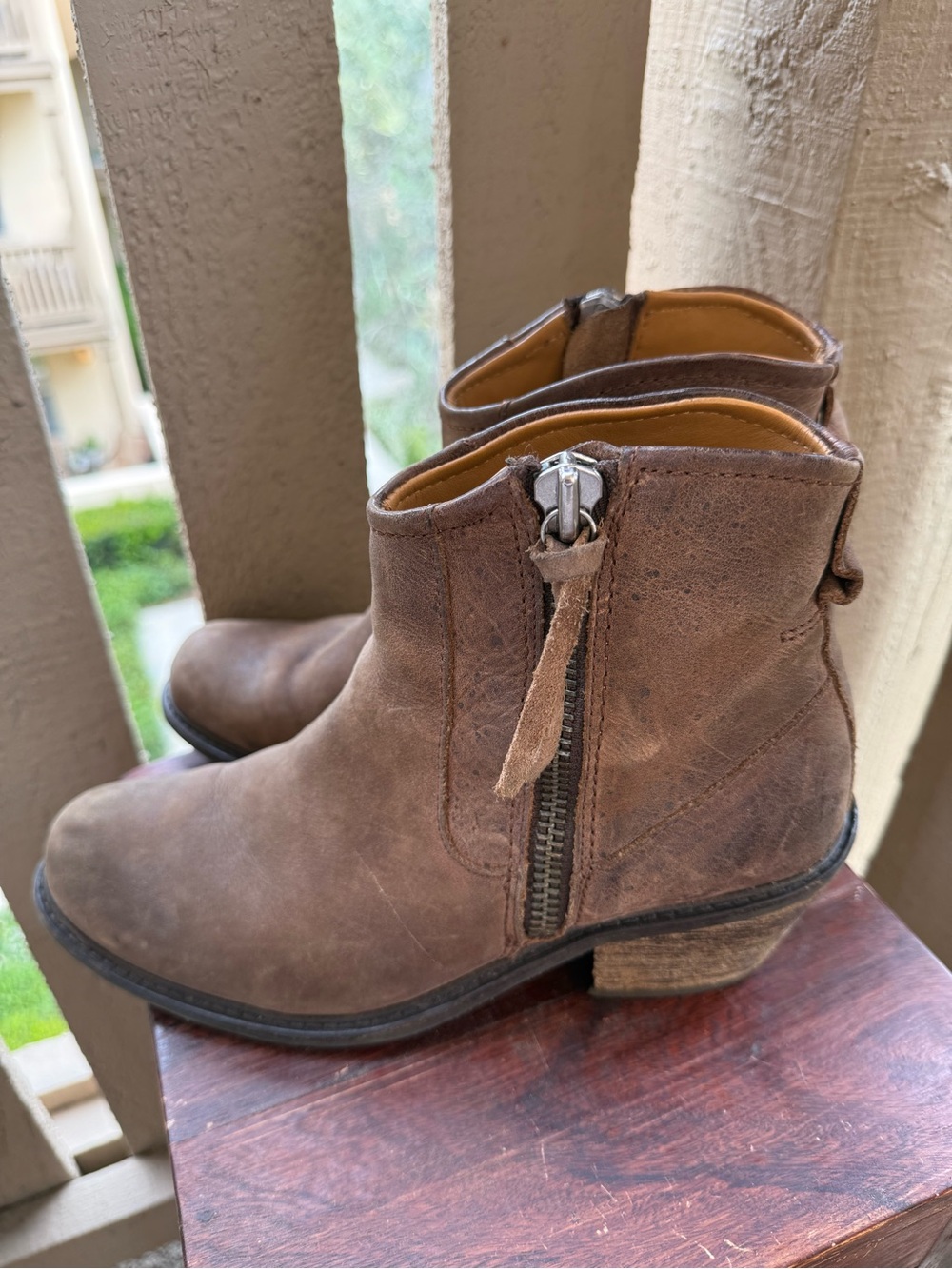 John Fluevog Brown Leather Side-Zip Ankle Booties - Picture 6 of 13